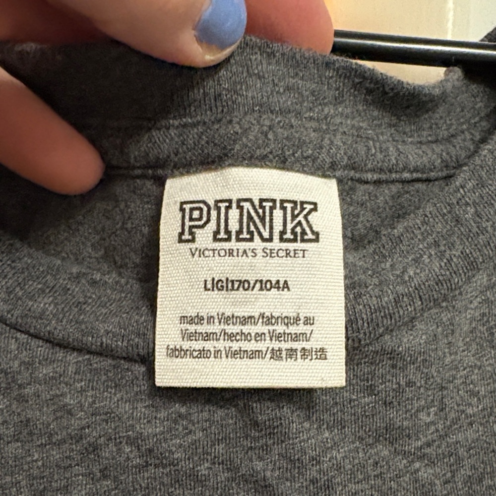 PINK Victoria's Secret Gray Muscle Tee - Picture 2 of 5